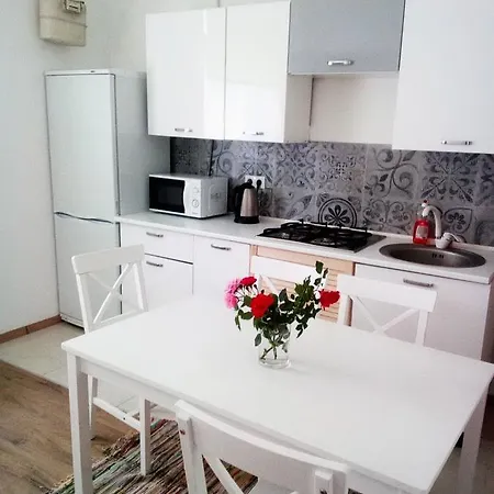Flat In Cottage Close To The Centre Parking, Wifi, Bbq Lviv Exterior photo