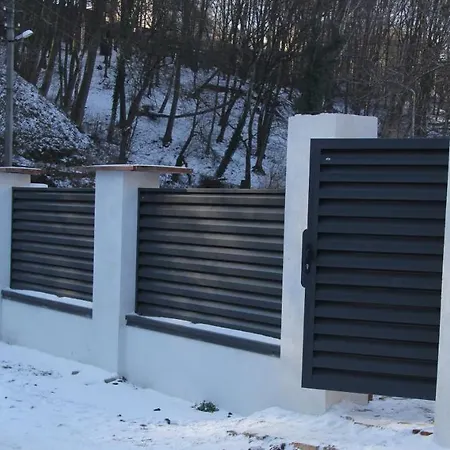 Flat In Cottage Close To The Centre Parking, Wifi, Bbq Lviv Exterior photo
